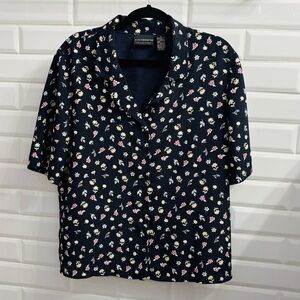 Vintage Liz Claiborne Women’s Navy and Floral Button Down Short Sleeve Shirt